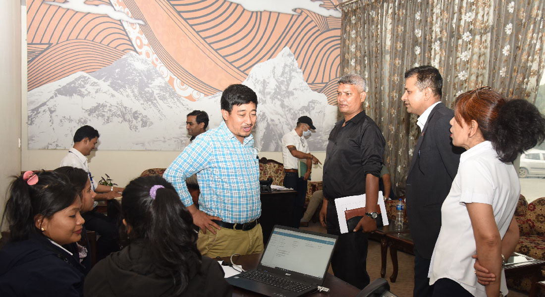 काठमाडौं महानगर : कल सेन्टरका कर्मचारीलाई तालिम, यसरी हुन्छ गुनासो रेकर्ड